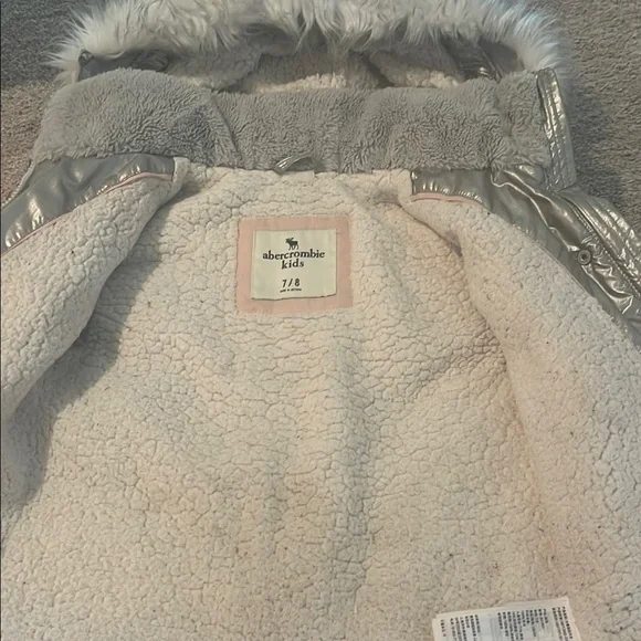 Kids Silver Puffer Jacket with Faux Fur Hood - Picture 2 of 8